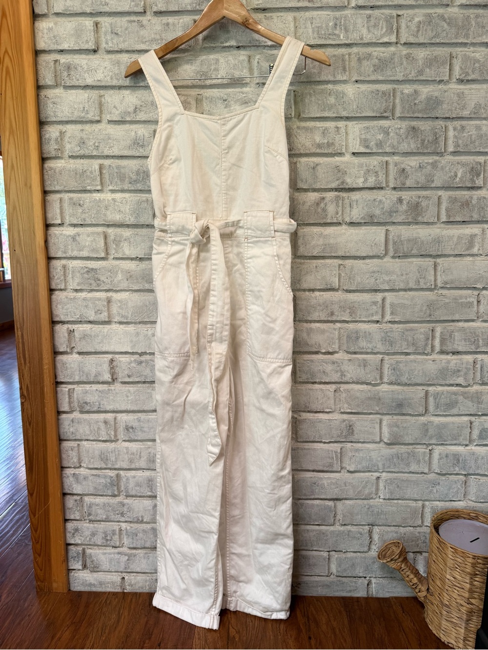 American Eagle Off-White Smocked Tube Top with Gold Stitching